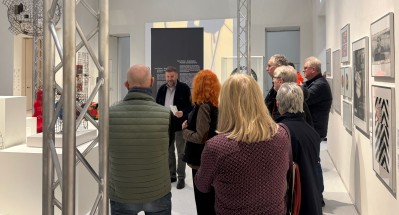 kramer-1.jpeg Führung zu der Ausstellung